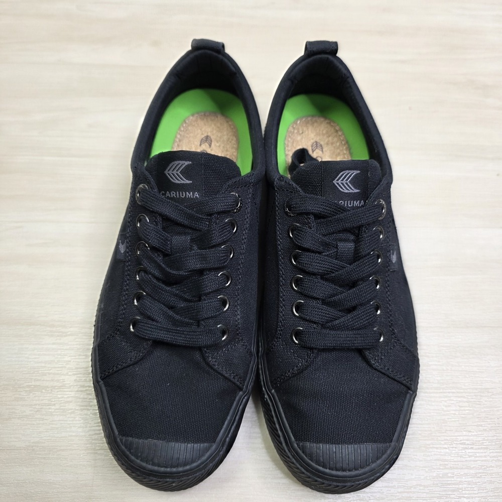 Cariuma OCA Low Casual All Black Canvas Low Top Sneakers Women's 9.5 Men's 8 - Picture 3 of 8